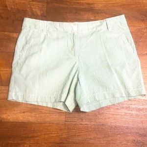 Crown & Ivy seersucker shorts, size 14